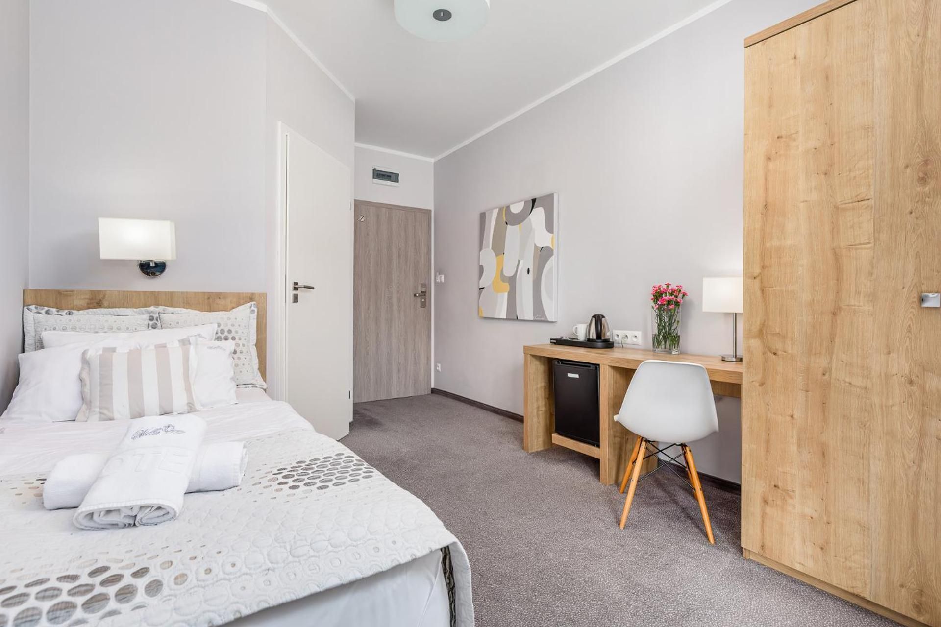 Classic Single Room