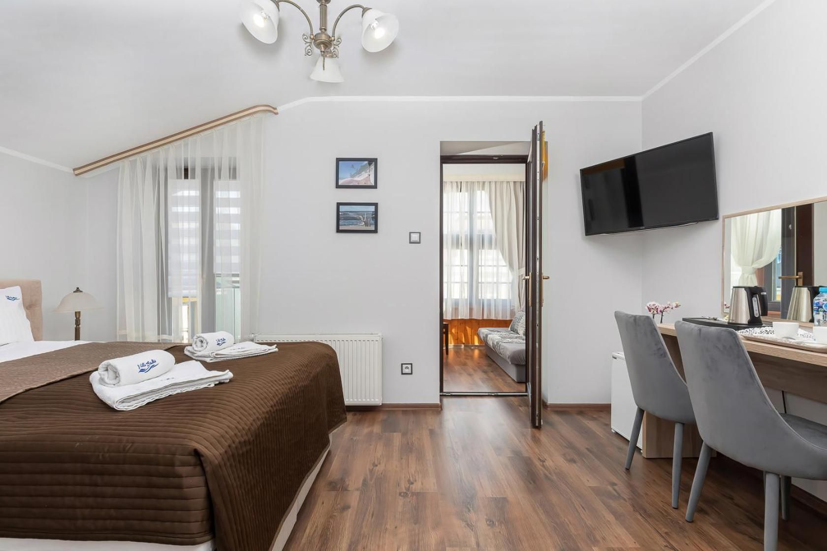 Large Double Room