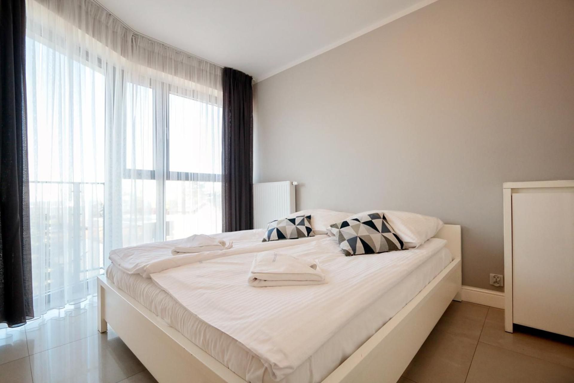 One-Bedroom Apartment with Balcony