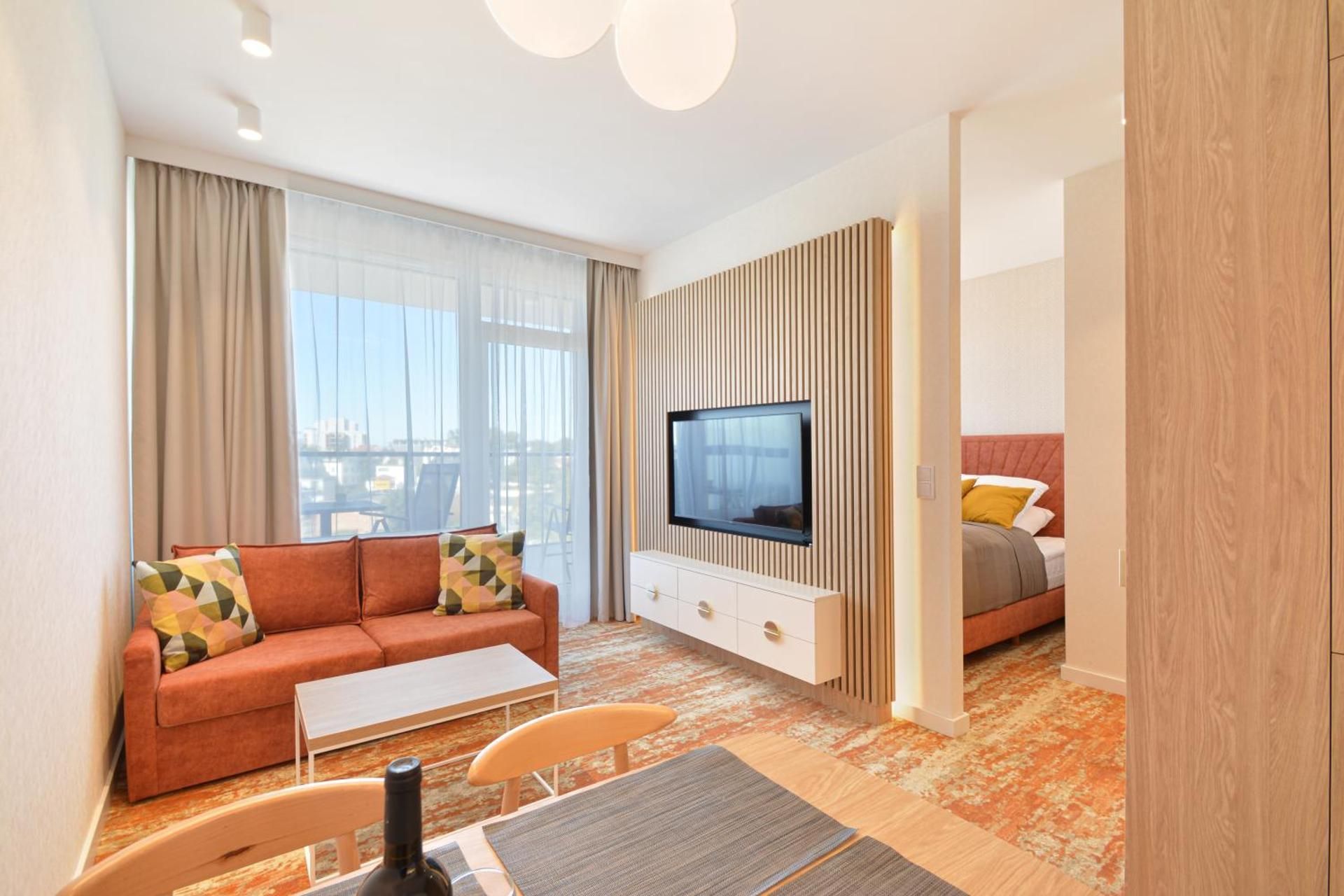 DELUXE APARTMENT