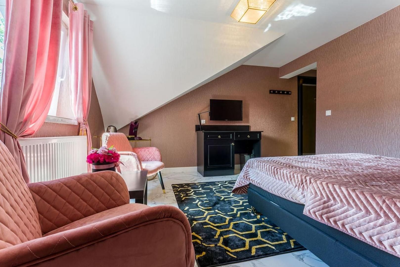 Double Room with Private Bathroom
