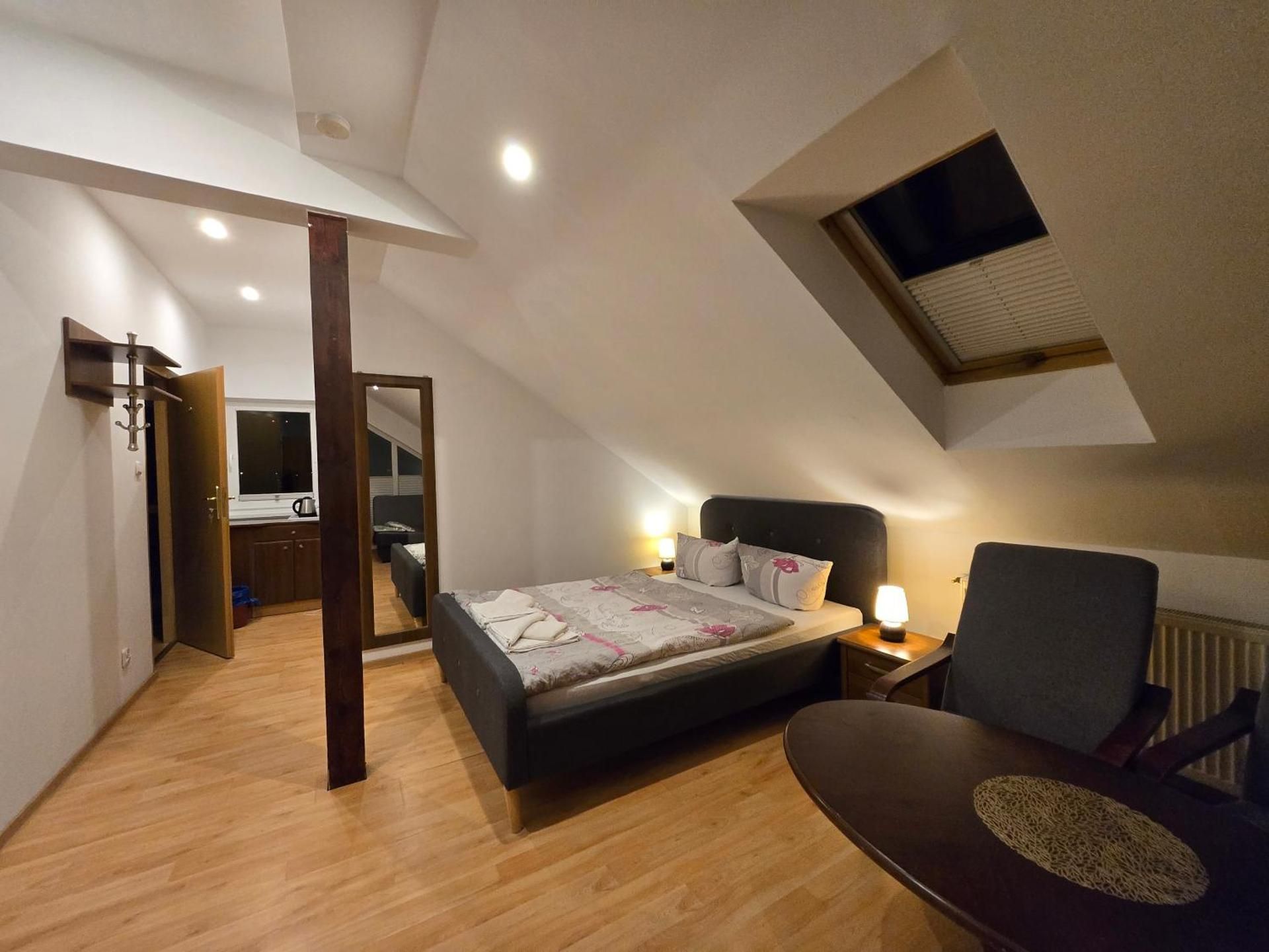 Classic Quadruple Room