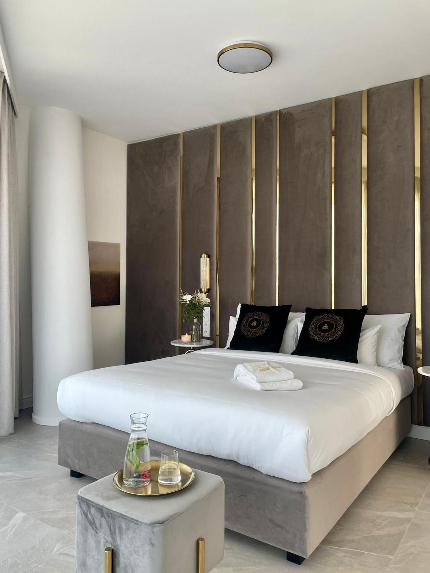 Family Two-Bedroom Apartment with View