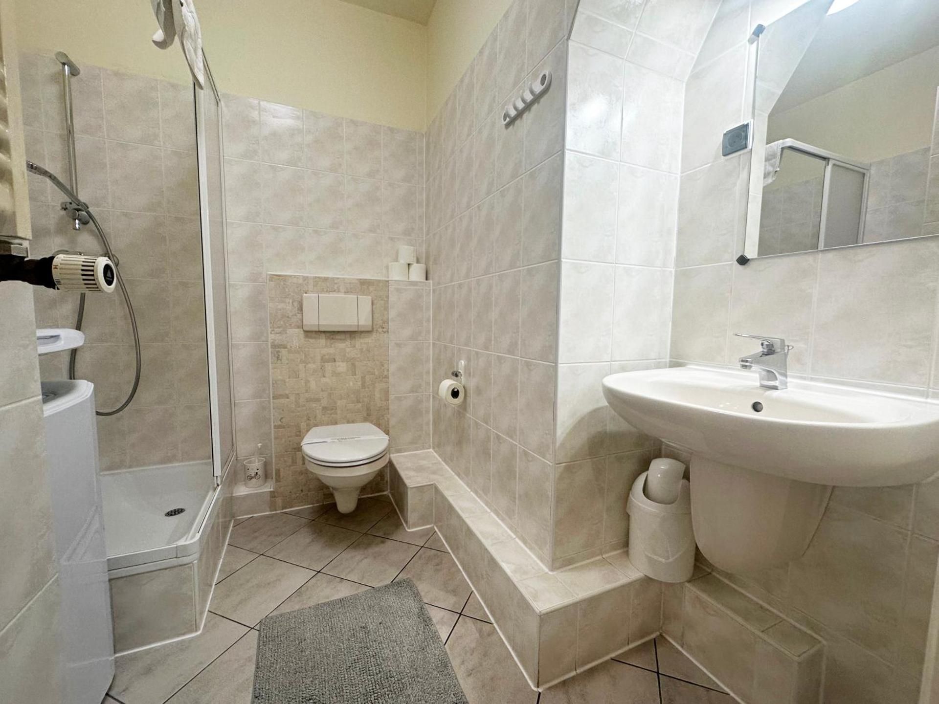 Studio Apartment with Balcony