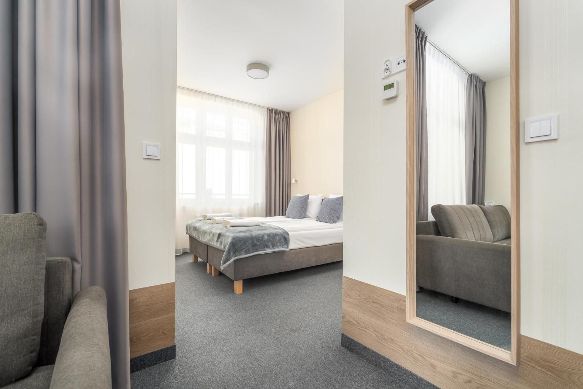 Deluxe Family Suite