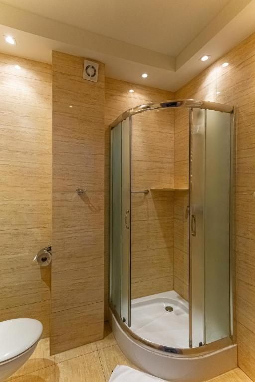 Double or Twin Room with Extra Bed