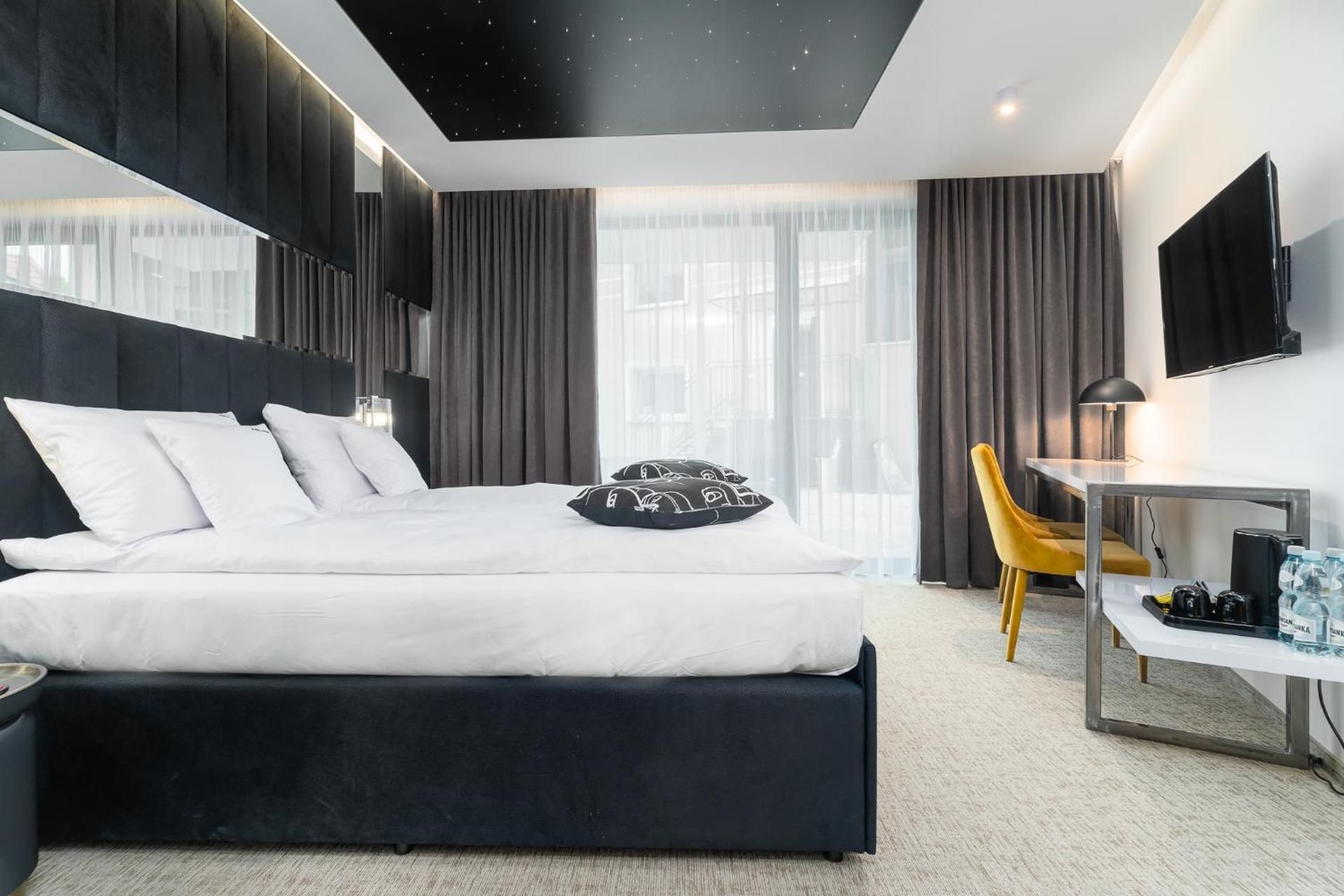 Large Double Room