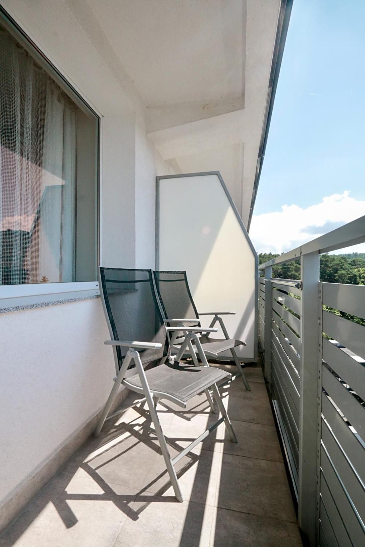 Double Room with Lateral Sea View