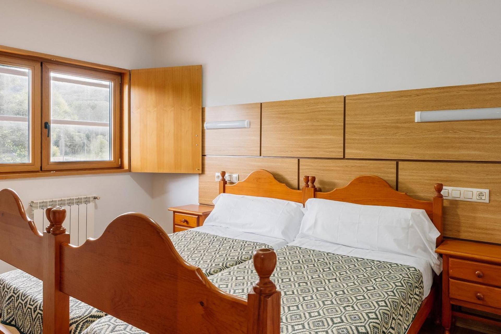 Twin Room with Private Bathroom