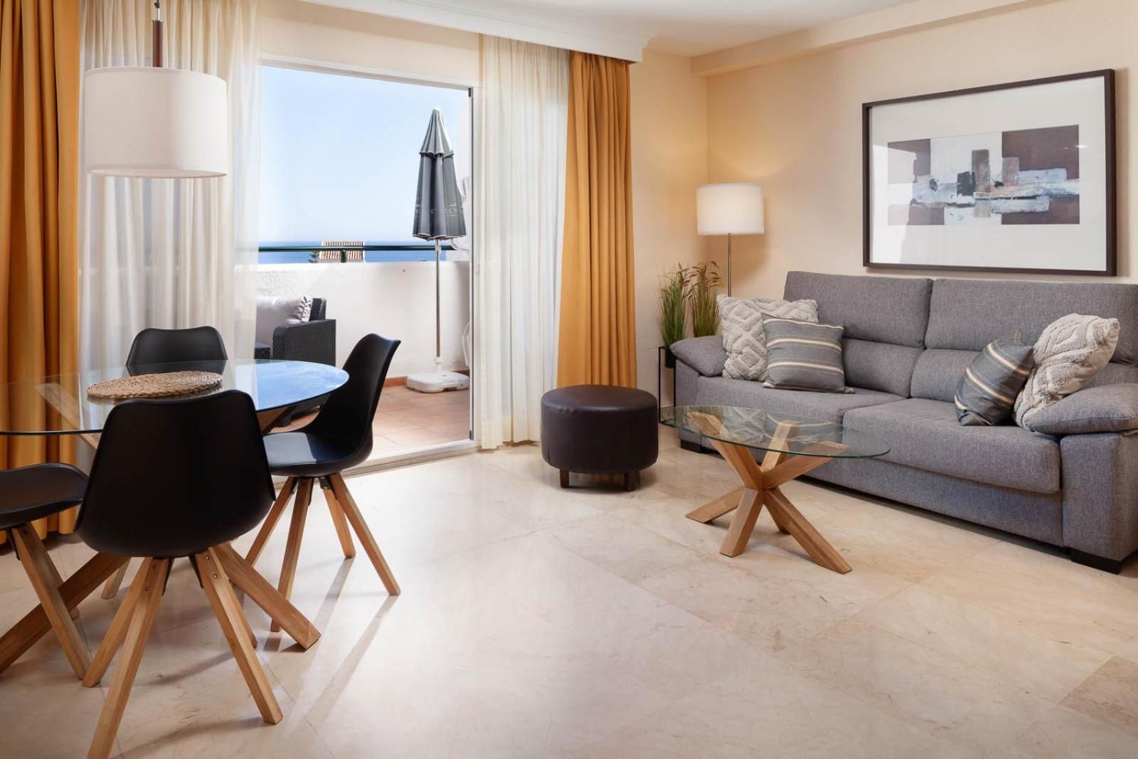 Apartment with Sea View