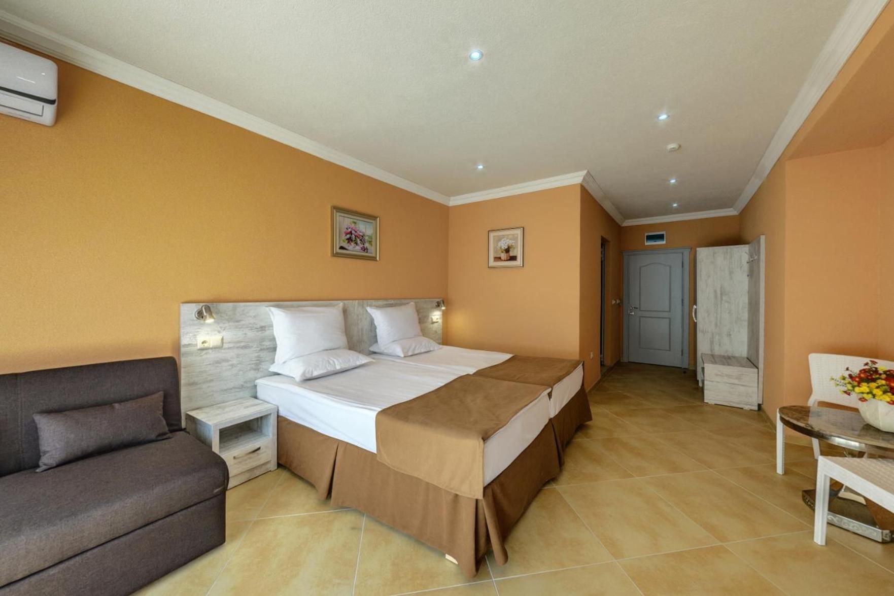 Superior Room (2 Adults + 2 Children)