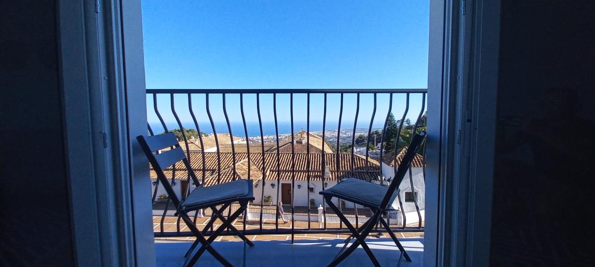 La familia Apartaments Mijas Pueblo Three-Bedroom Apartment