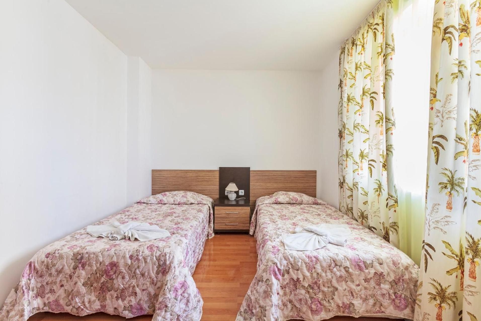 Standard Twin Room with Sofa