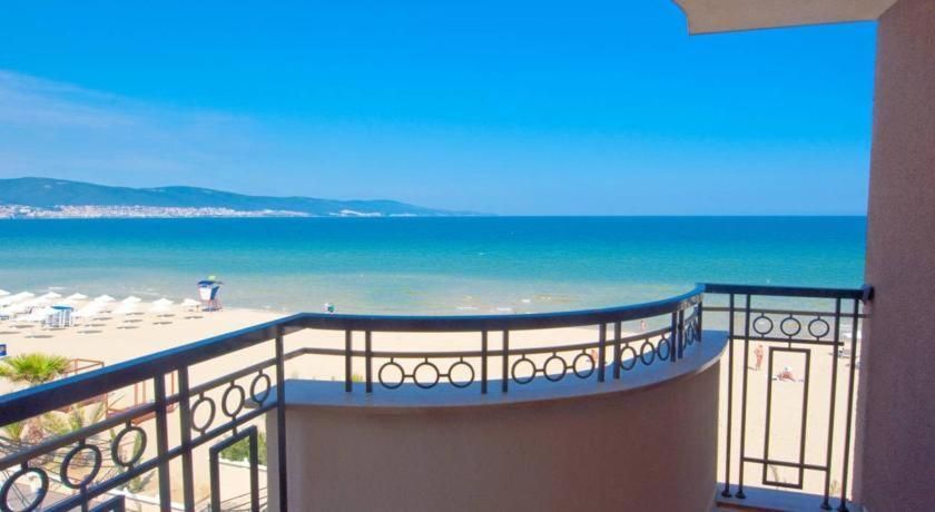 Double or Twin Room - Sea View