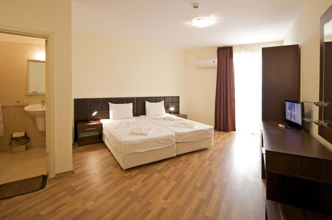 Triple Room - Sea view