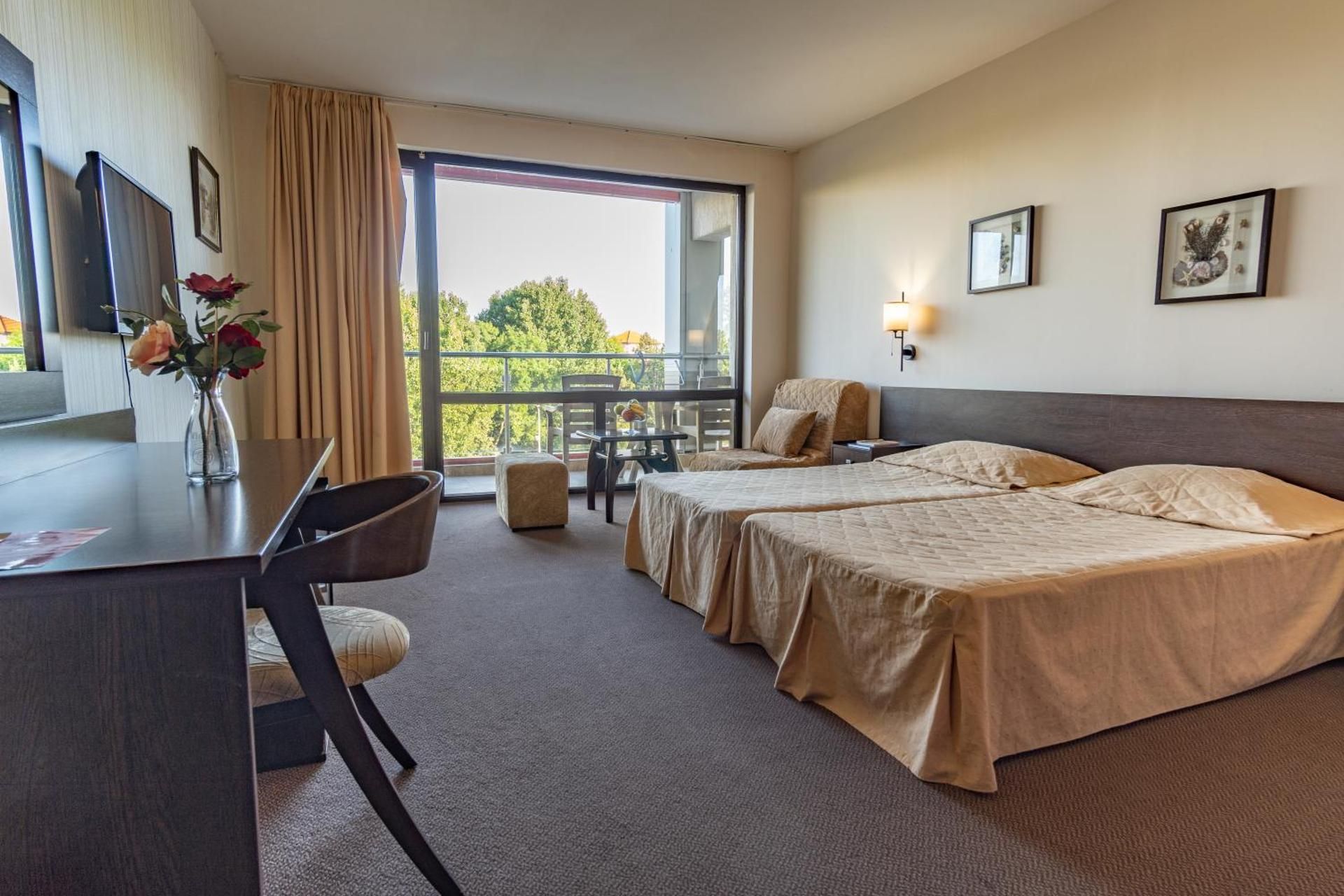 Twin Room with Balcony