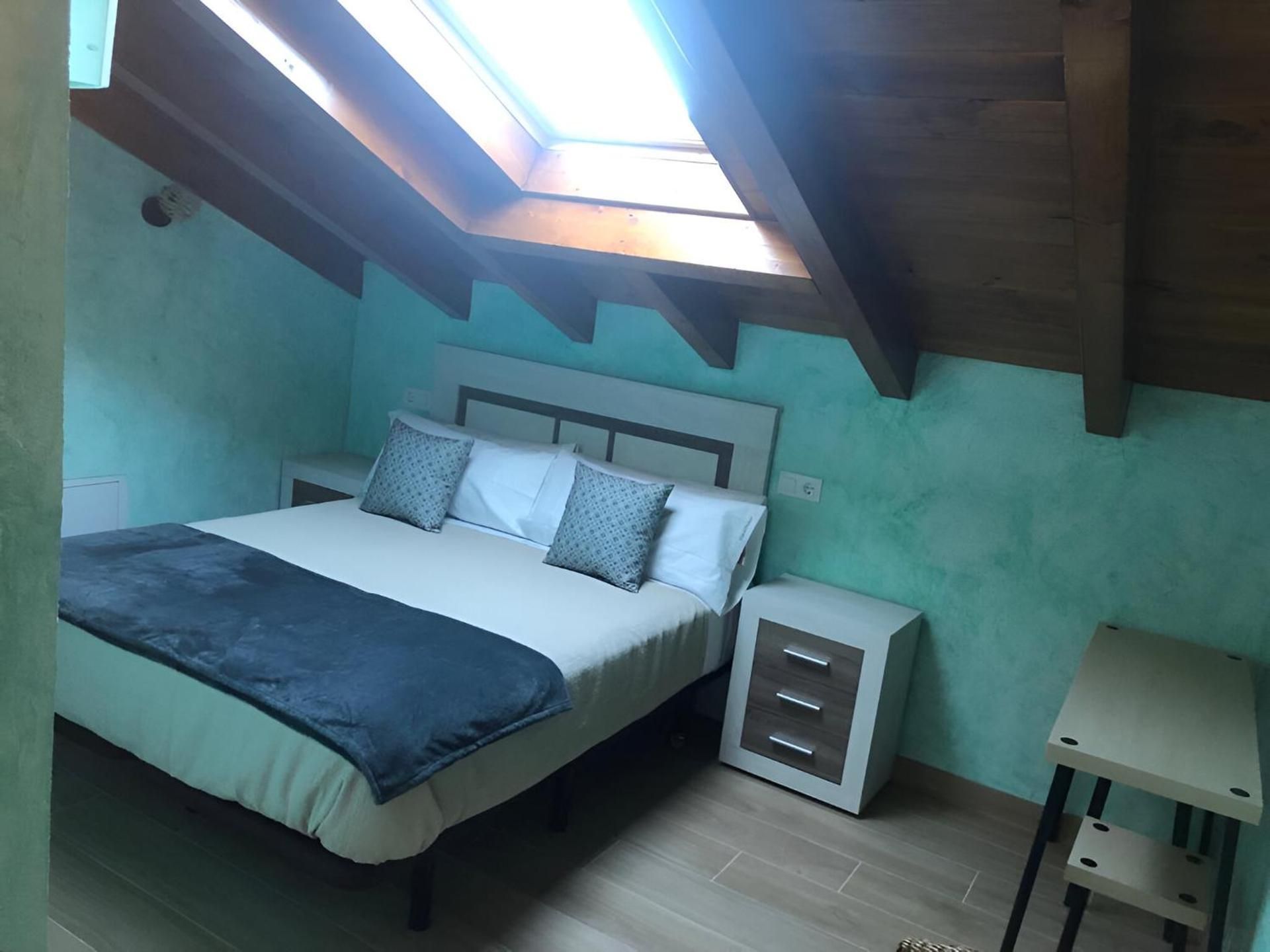 CASA PEQUE Deluxe Room (2 Adults + 1 Child)