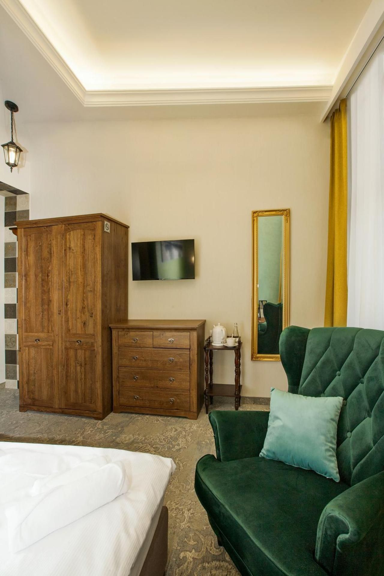 Deluxe Single Room