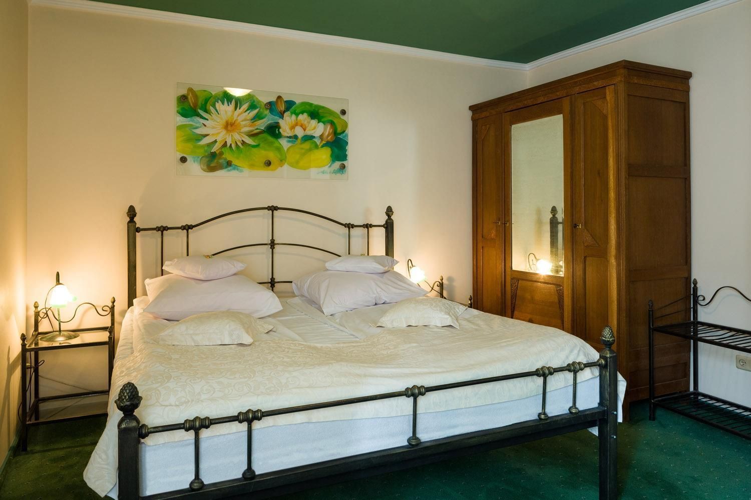 Willa Pastel Deluxe Double Room