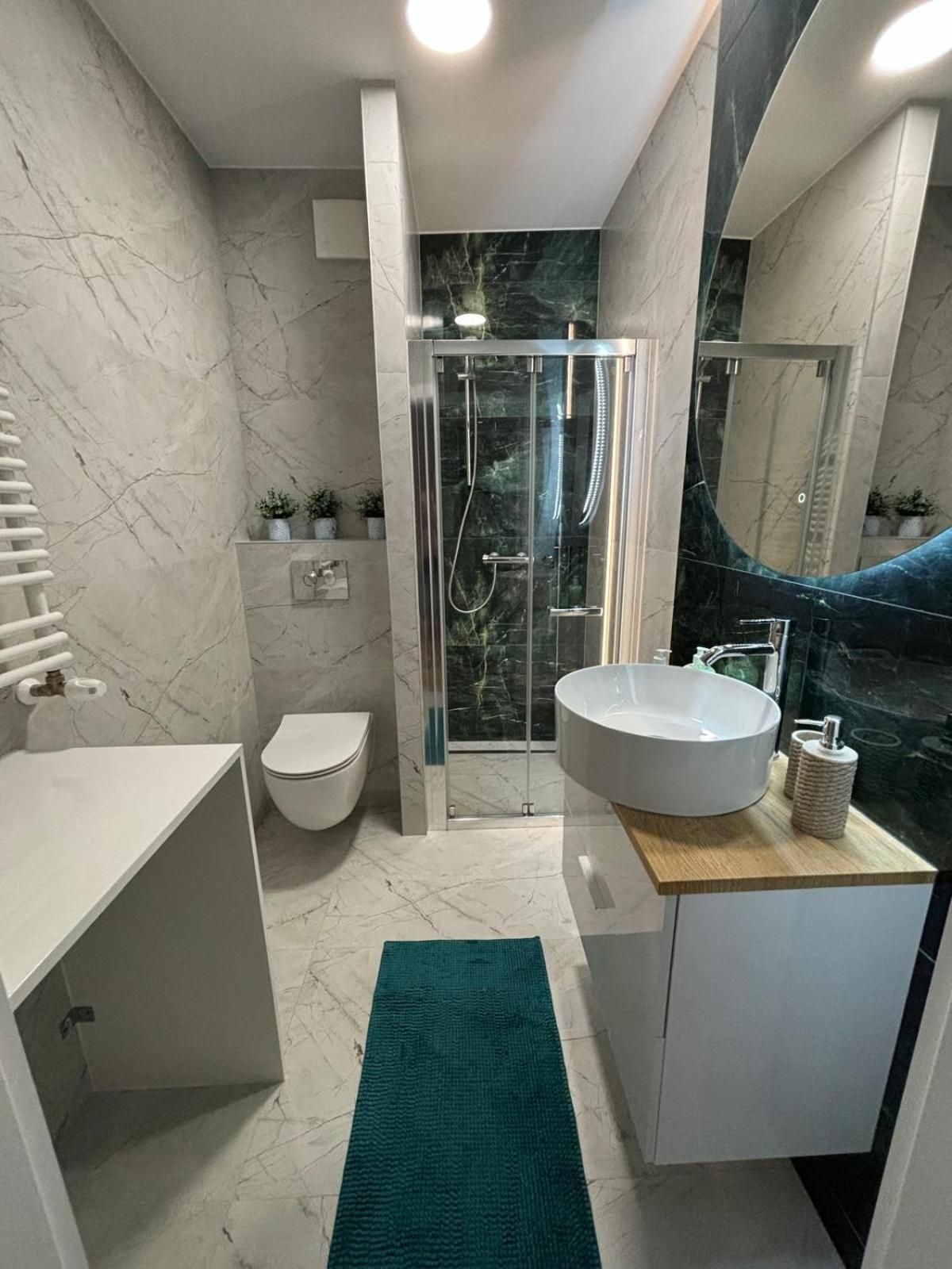 Deluxe One-Bedroom Apartment with City View