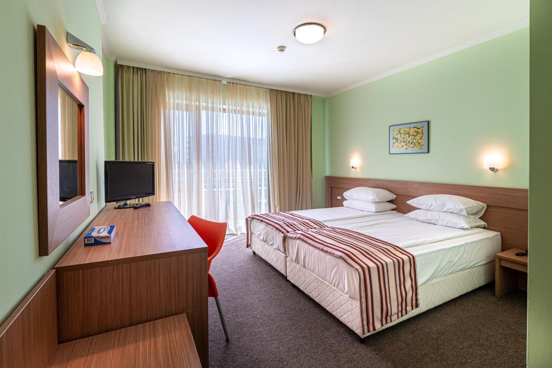 One-Bedroom Standard Apartment