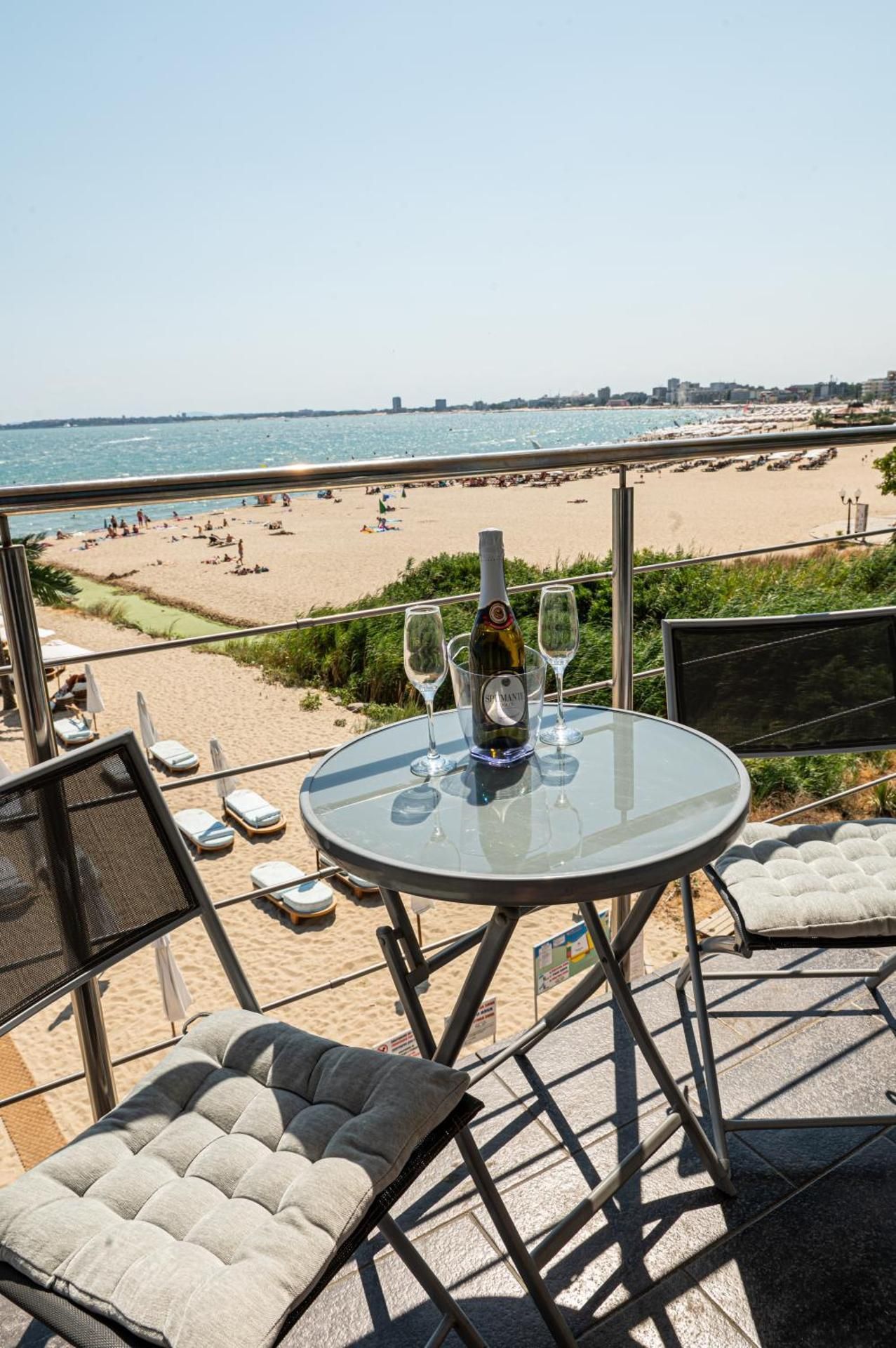Sunny Beach Vila