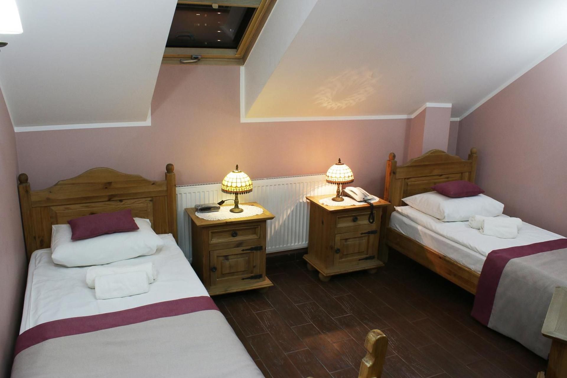 Double or Twin Room with Bathroom