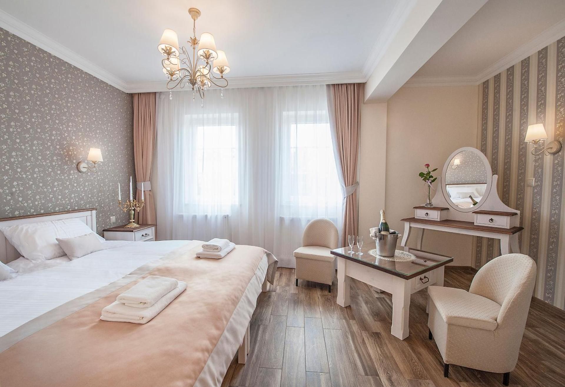 Deluxe Double or Twin Room