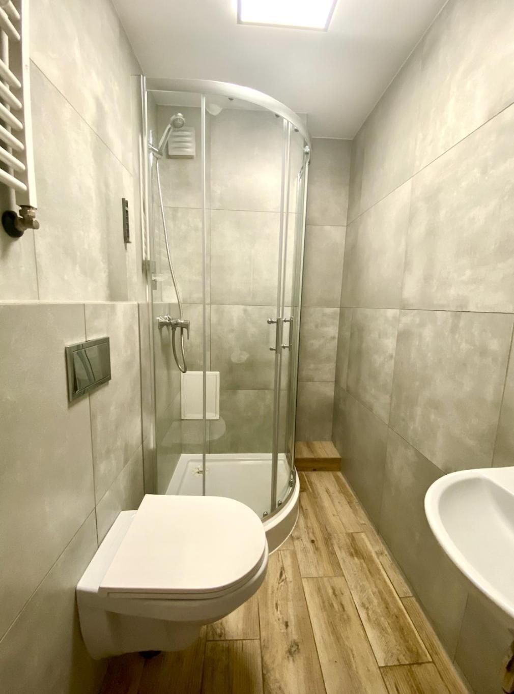 Deluxe Double Room with Private Bathroom