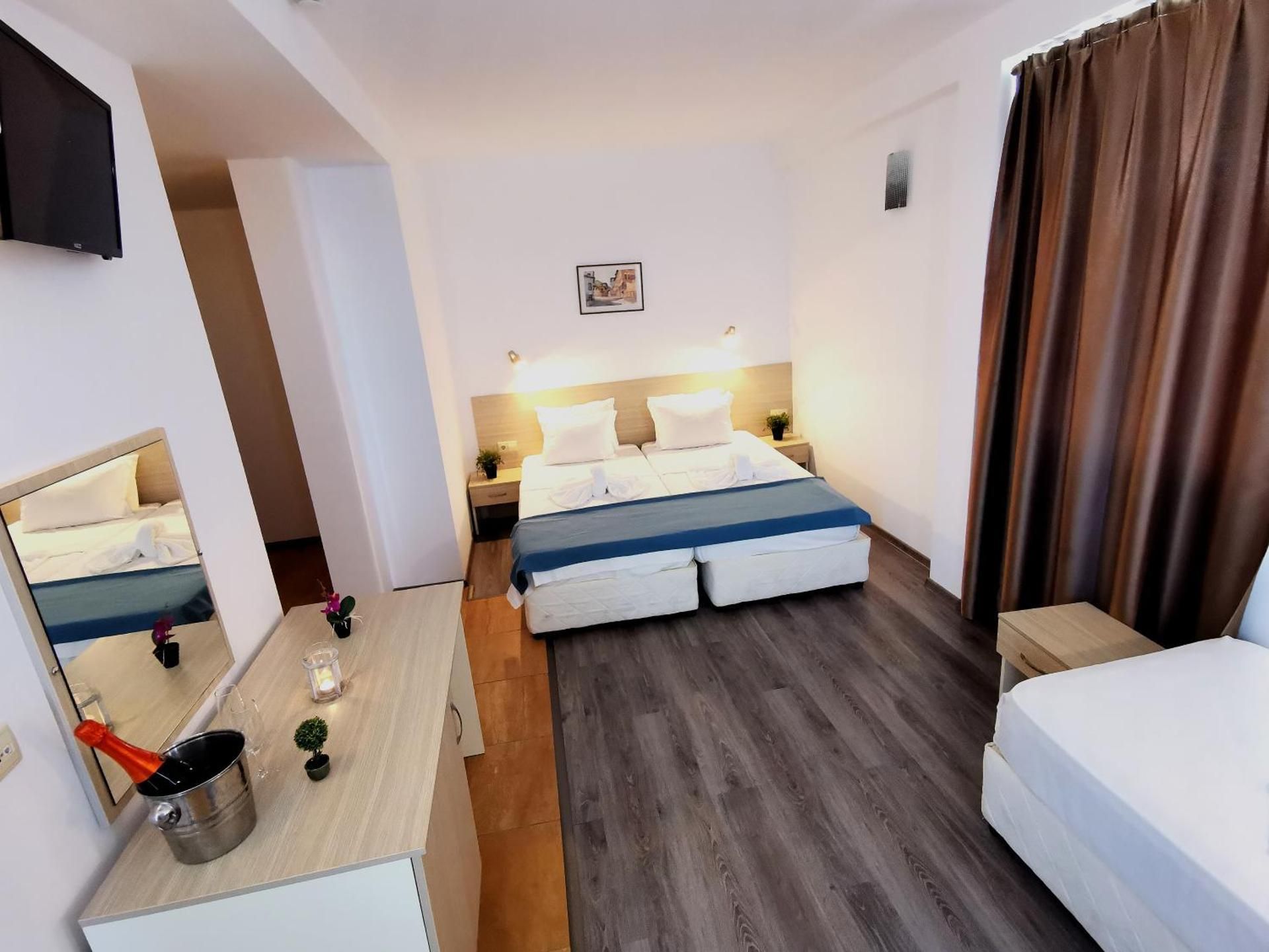 Hotel Largo Beach