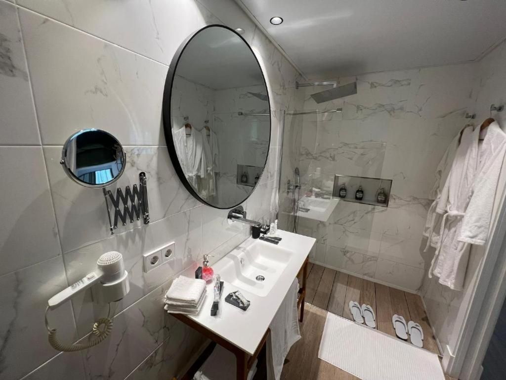 Apartment with Balcony Premium