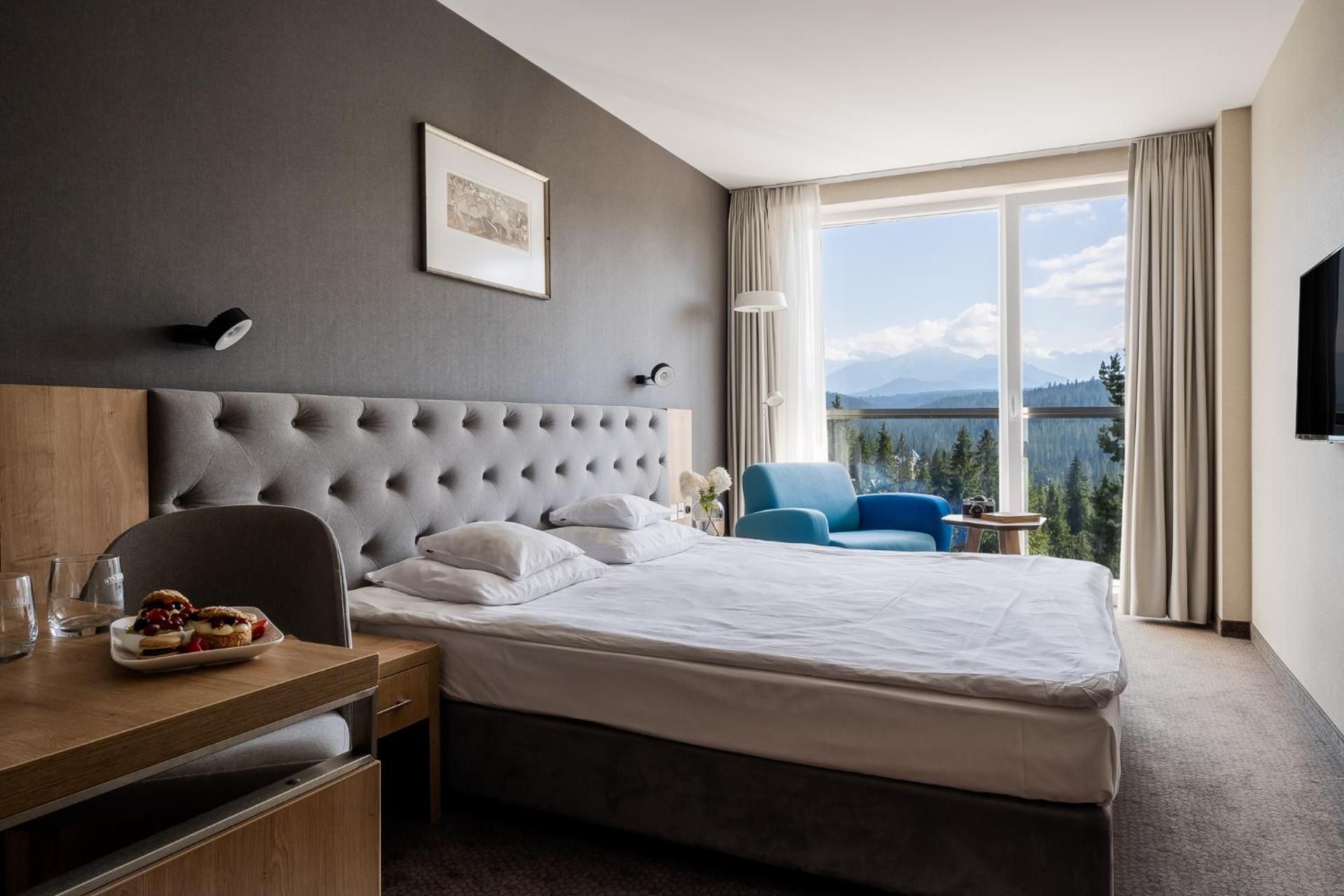 Classic Double Room with Mountain View
