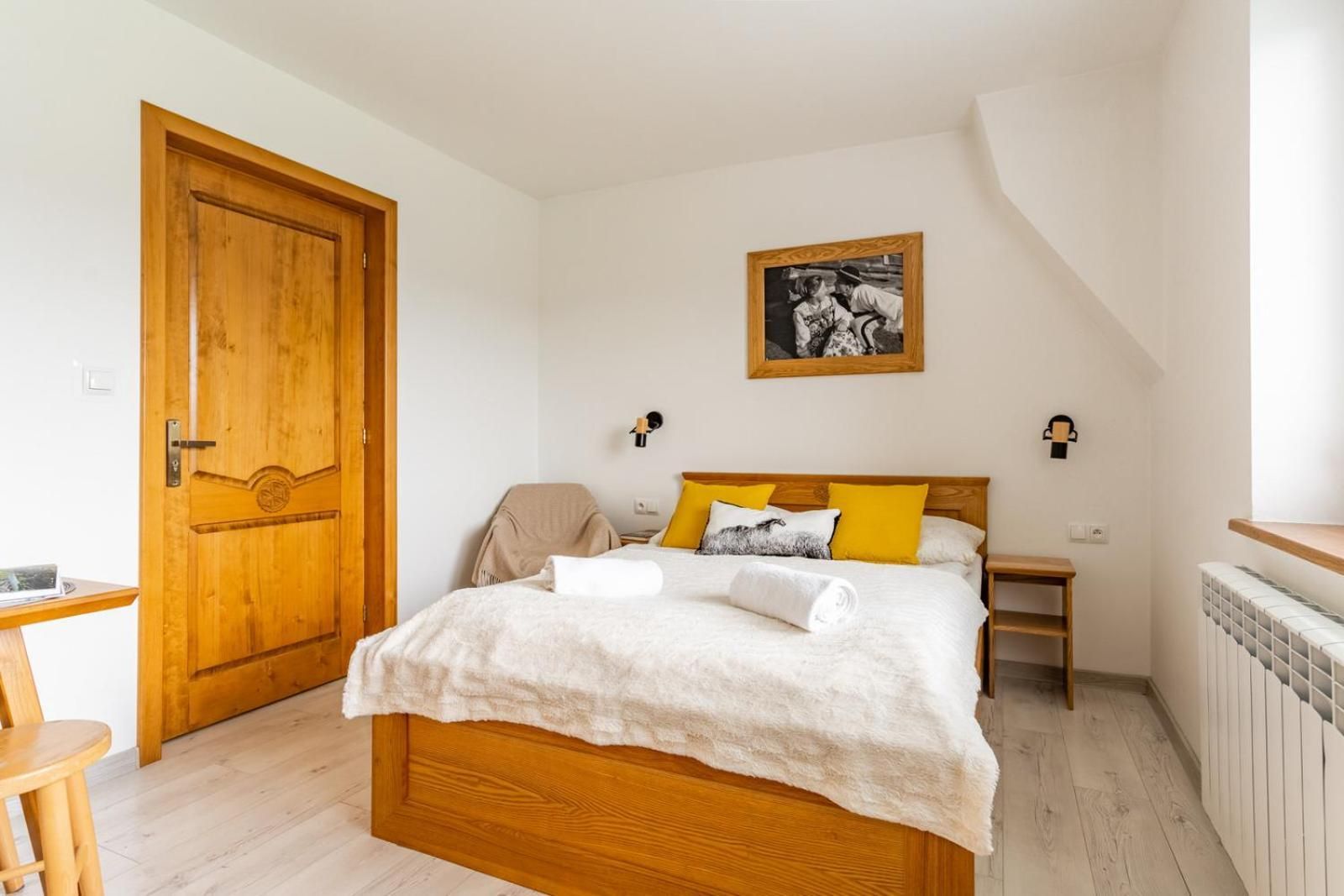 Double Room with Mountain View