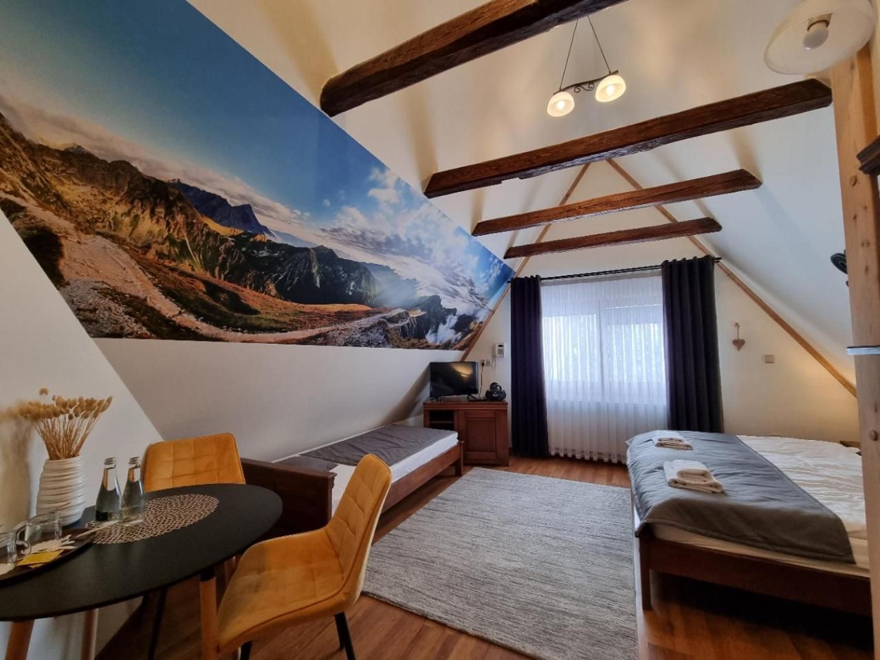 Classic Triple Room