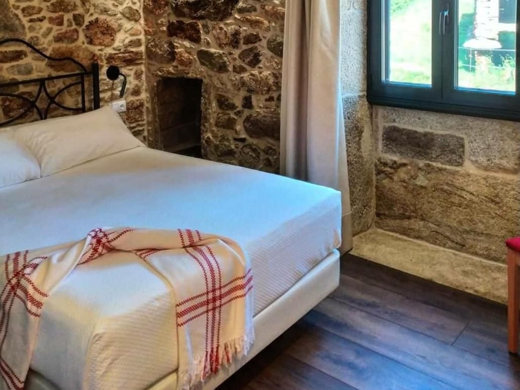 Double or Twin Room with Bathroom