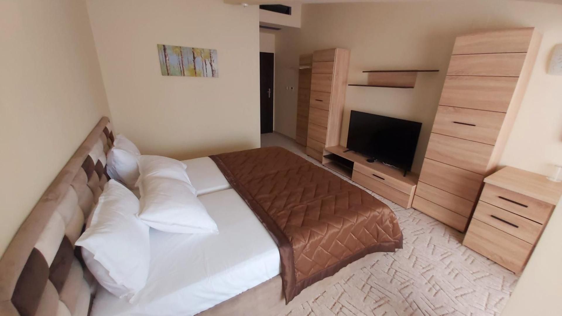 Deluxe Double Room with Extra Bed