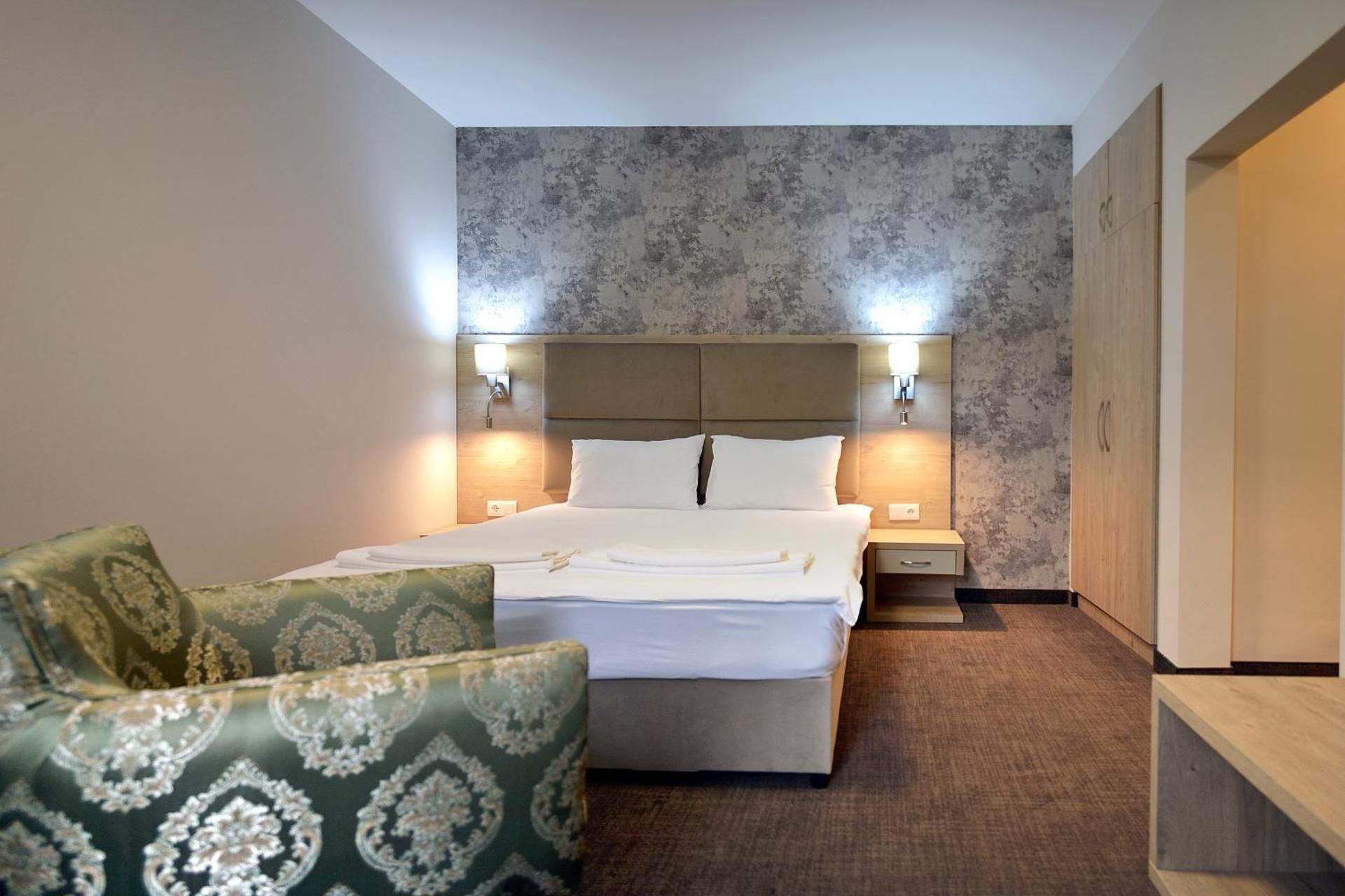 Superior King Room