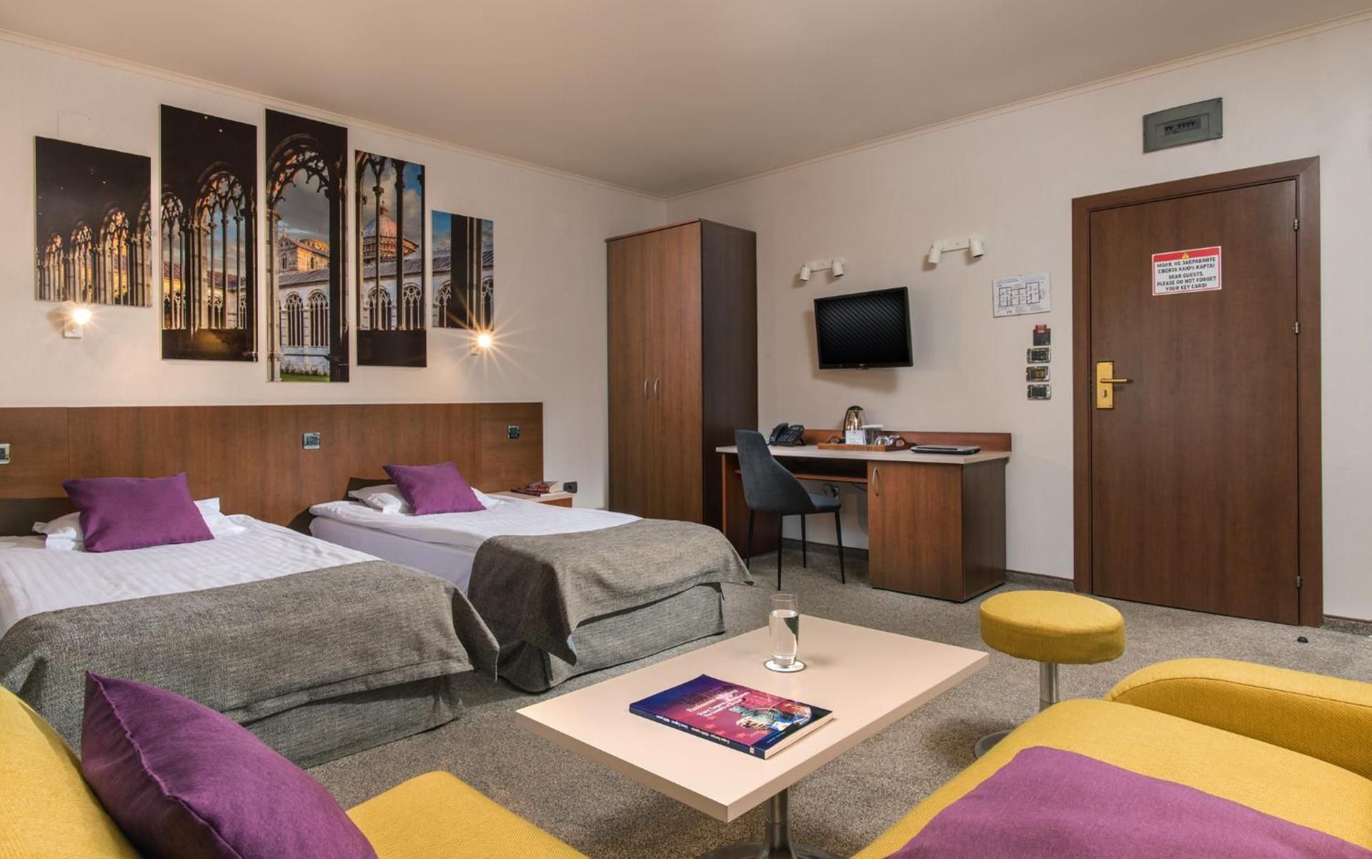 Deluxe Twin Room