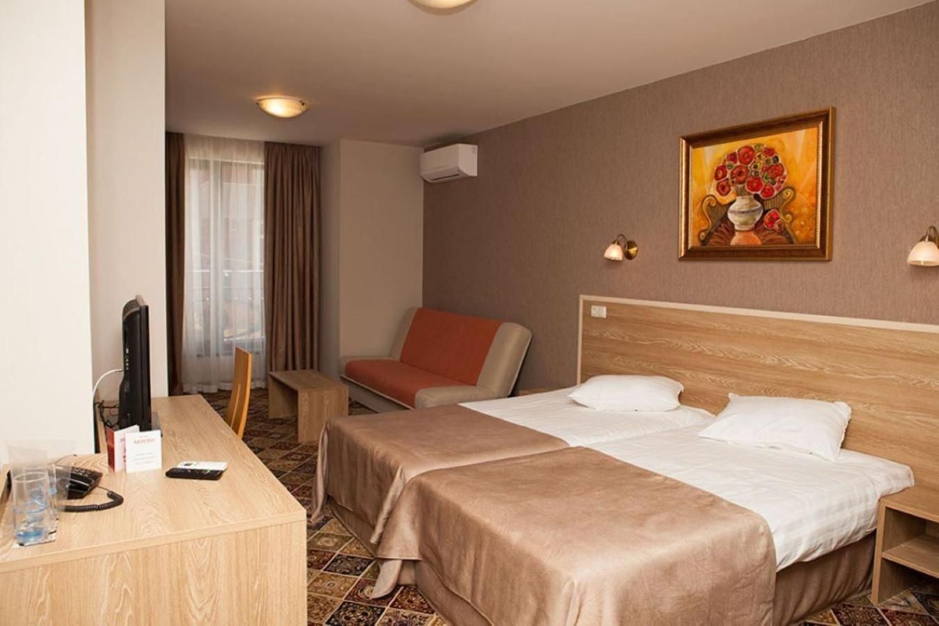 Deluxe Double Room with Extra Bed (3 Adults)