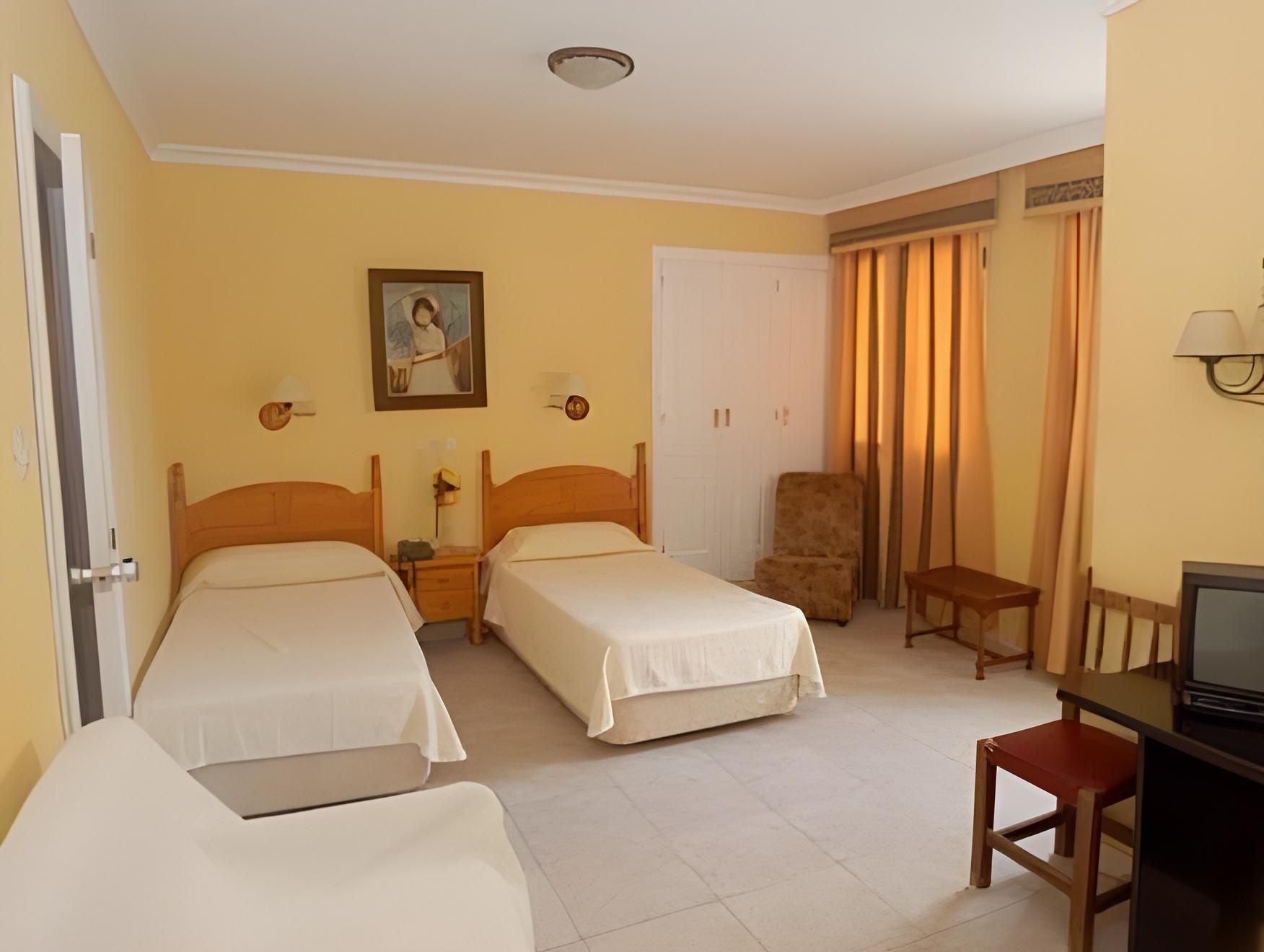 Twin Room