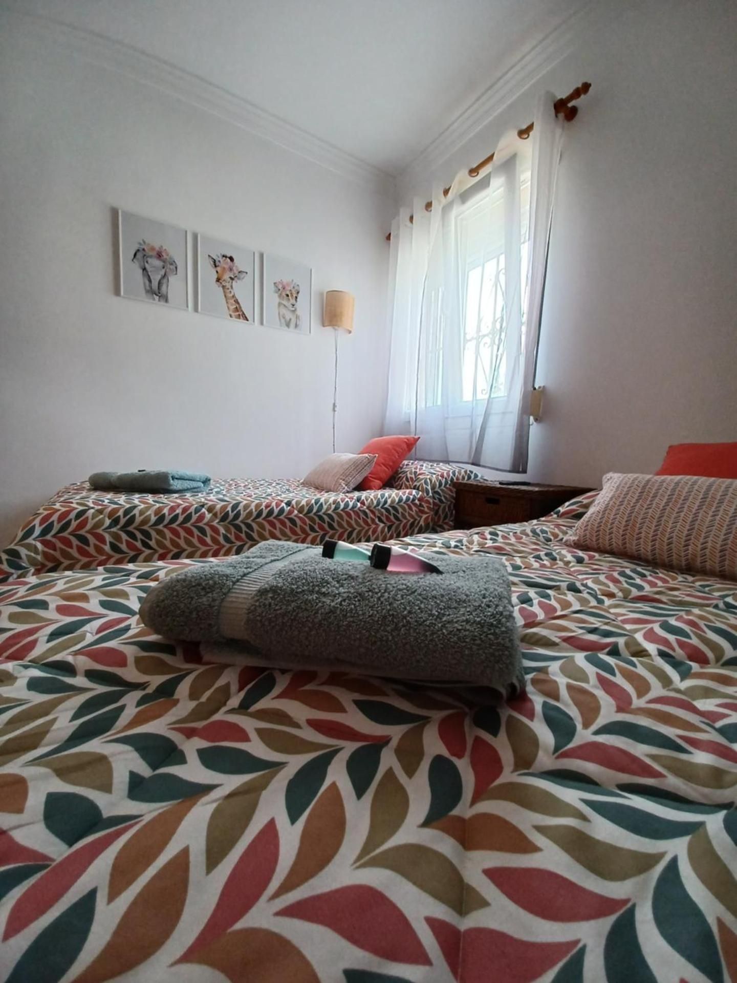 Twin Room with Shared Bathroom