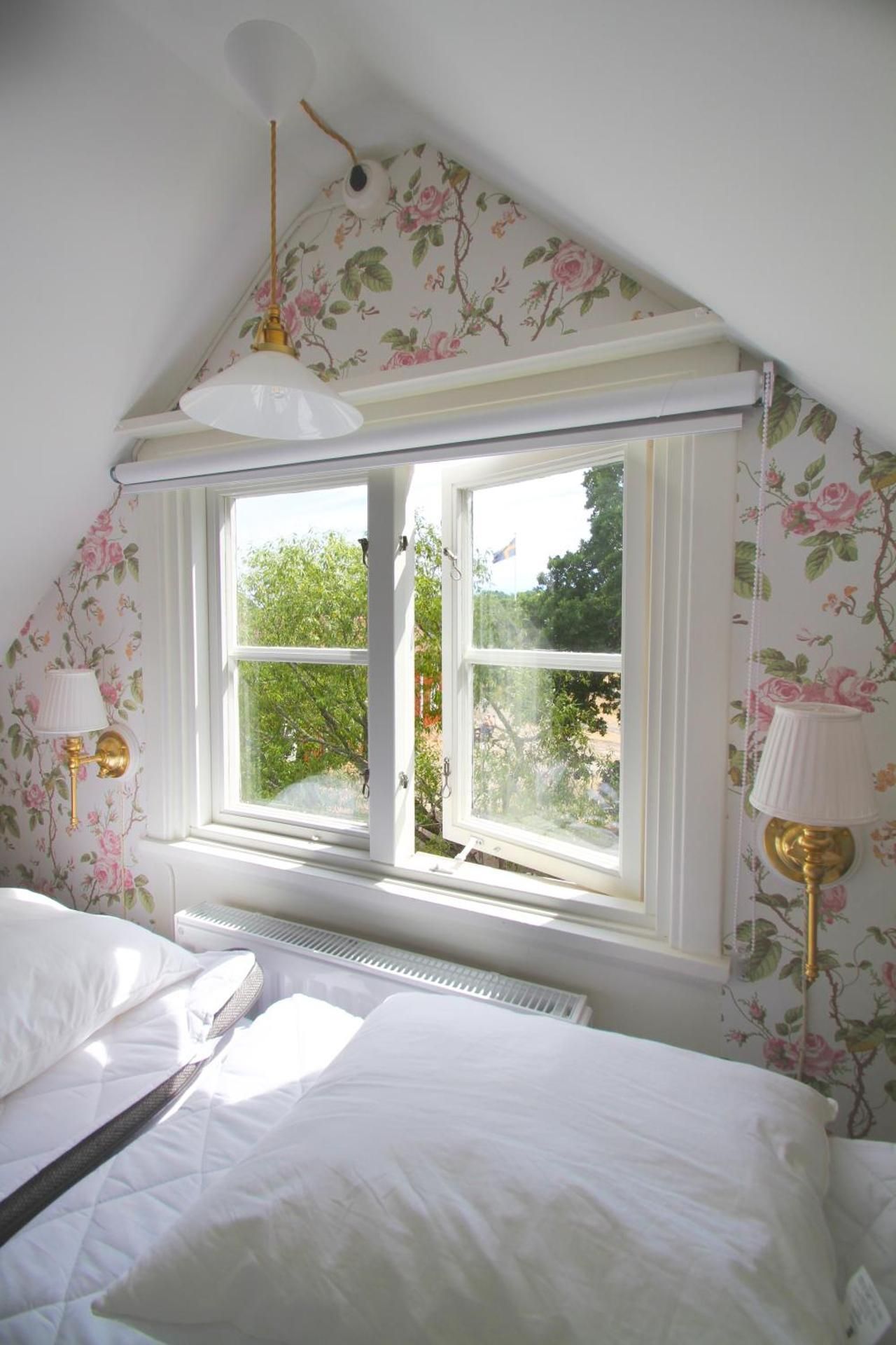 Triple Room with Shared Bathroom