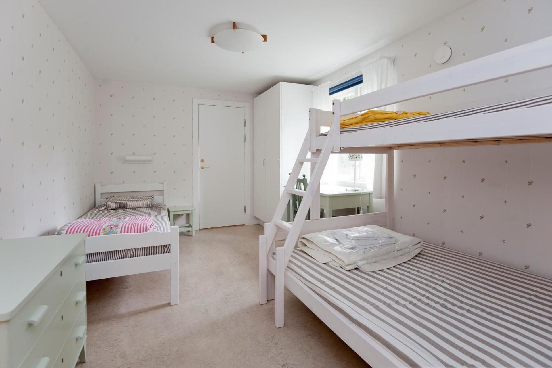 Triple Room with Private Bathroom