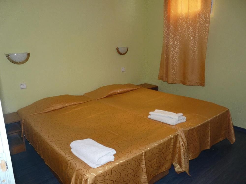 Double Room with Balcony and Sea View