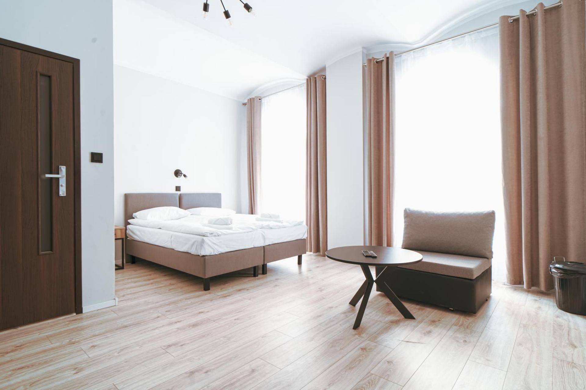 Large Double or Twin Room