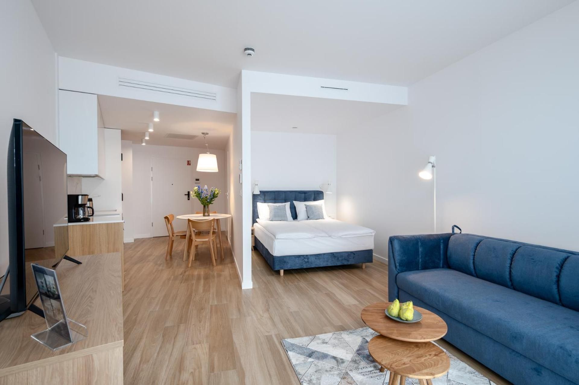 One-Bedroom Apartment with Sea View