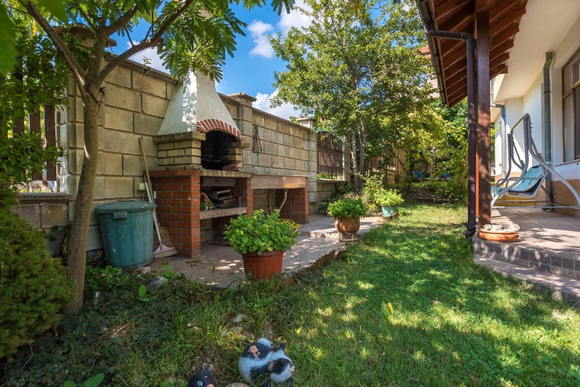 Villa ADORA