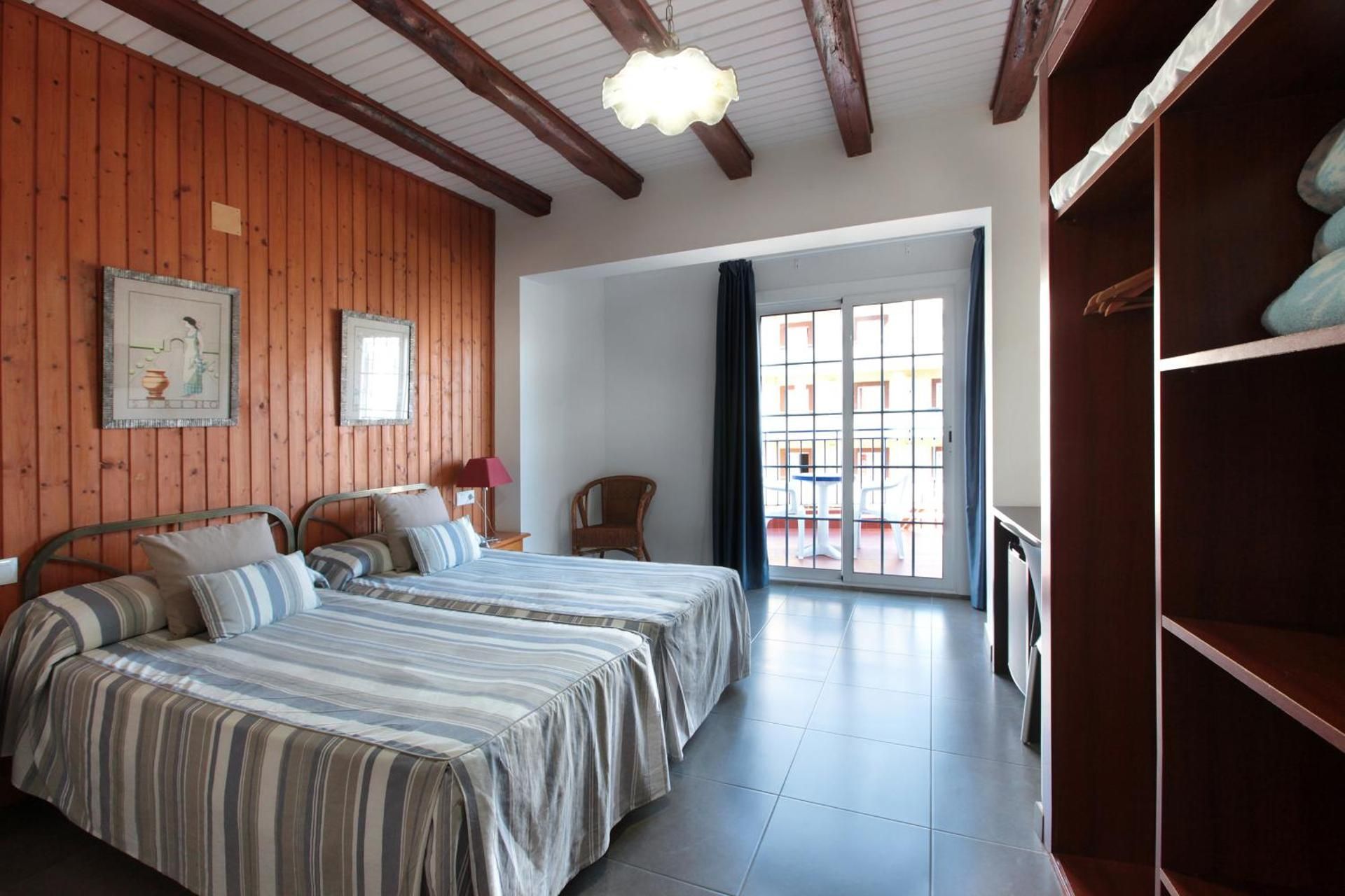 Twin Room with Balcony