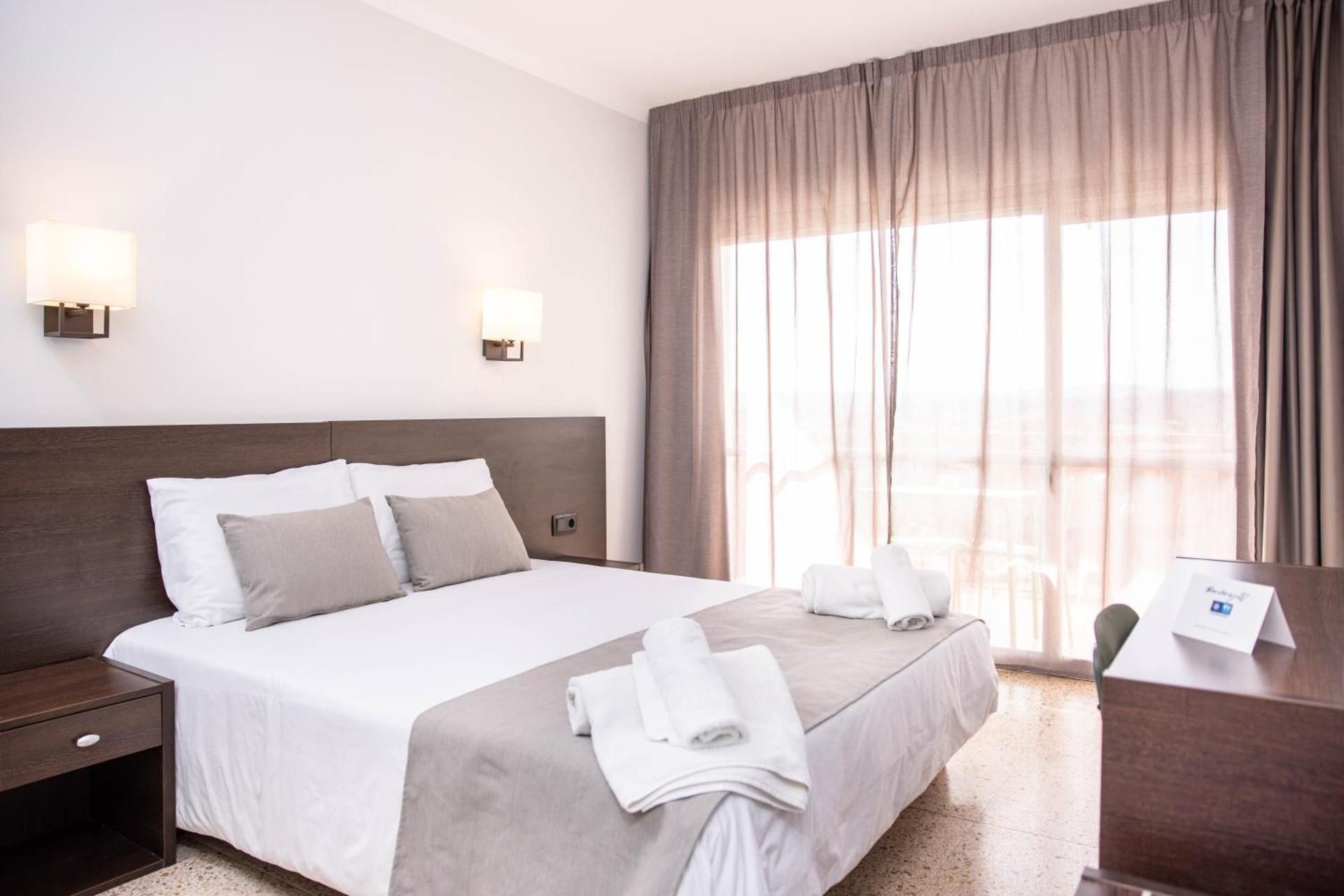 RVHotels GR92 Standard Double Room 2