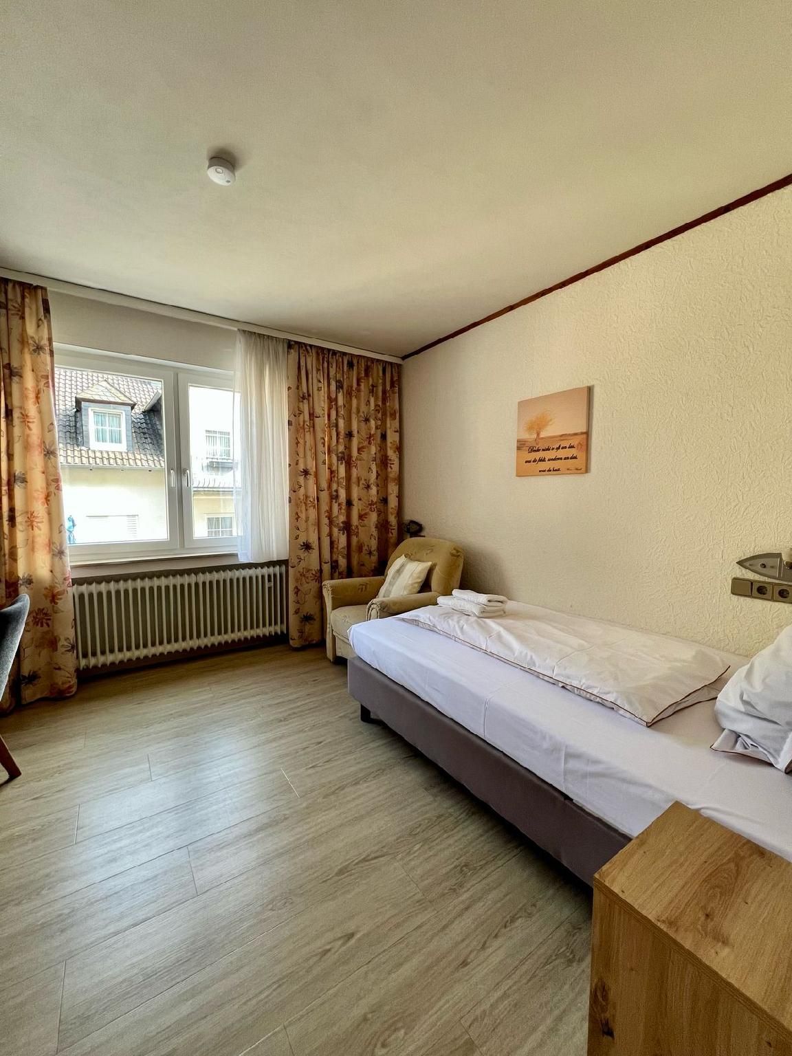 Single - Room